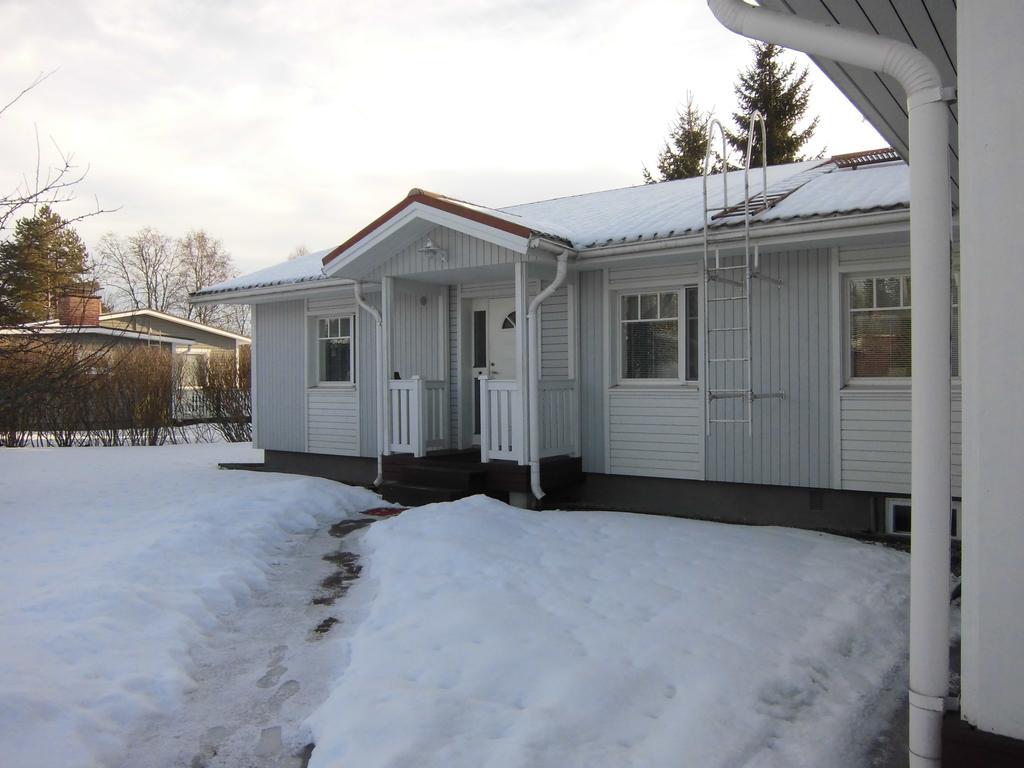 Westbay Inn Vaasa Exterior photo