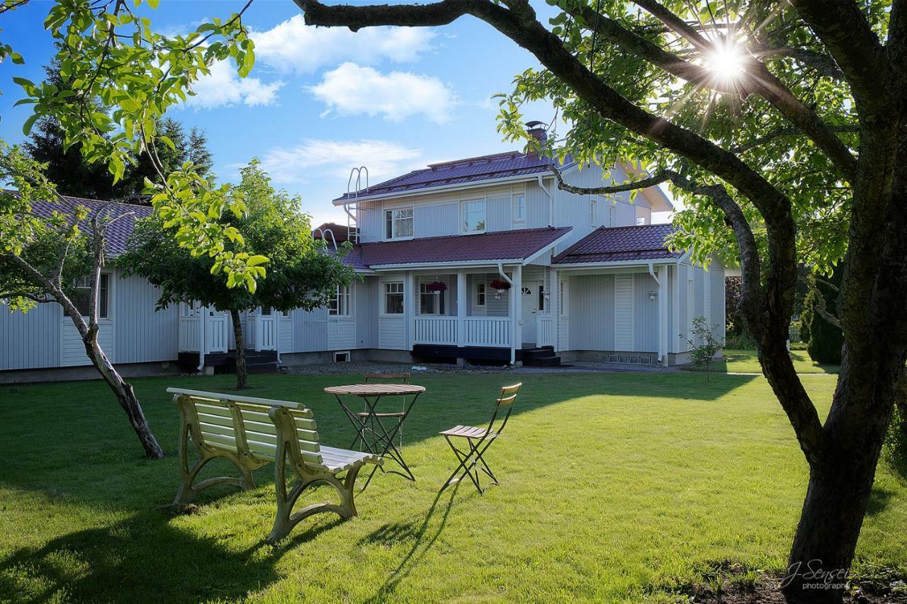 Westbay Inn Vaasa Exterior photo
